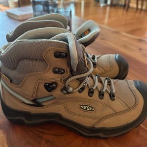 Keen Hiking boots